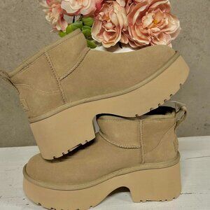 NWT UGG Classic Ultra Mini Heights Boots - Size 8
